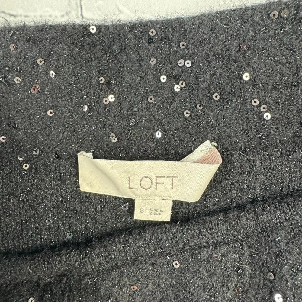 ✅ NWT Loft black sequin embroidered pull on knit midi skirt size S